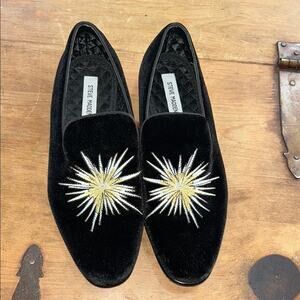 Steve Madden Black and Gold Velvet Loafers